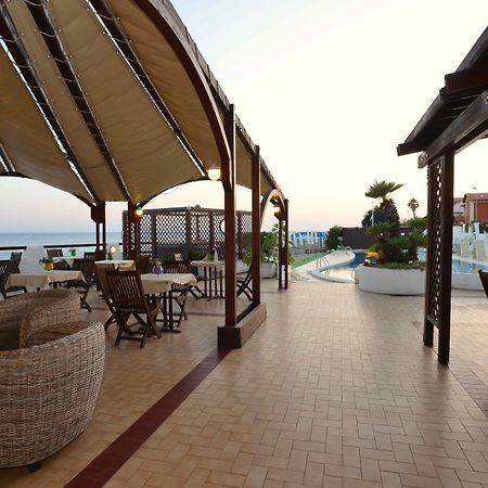 Hotel Cavalluccio Marino サンタ・マリネッラ エクステリア 写真