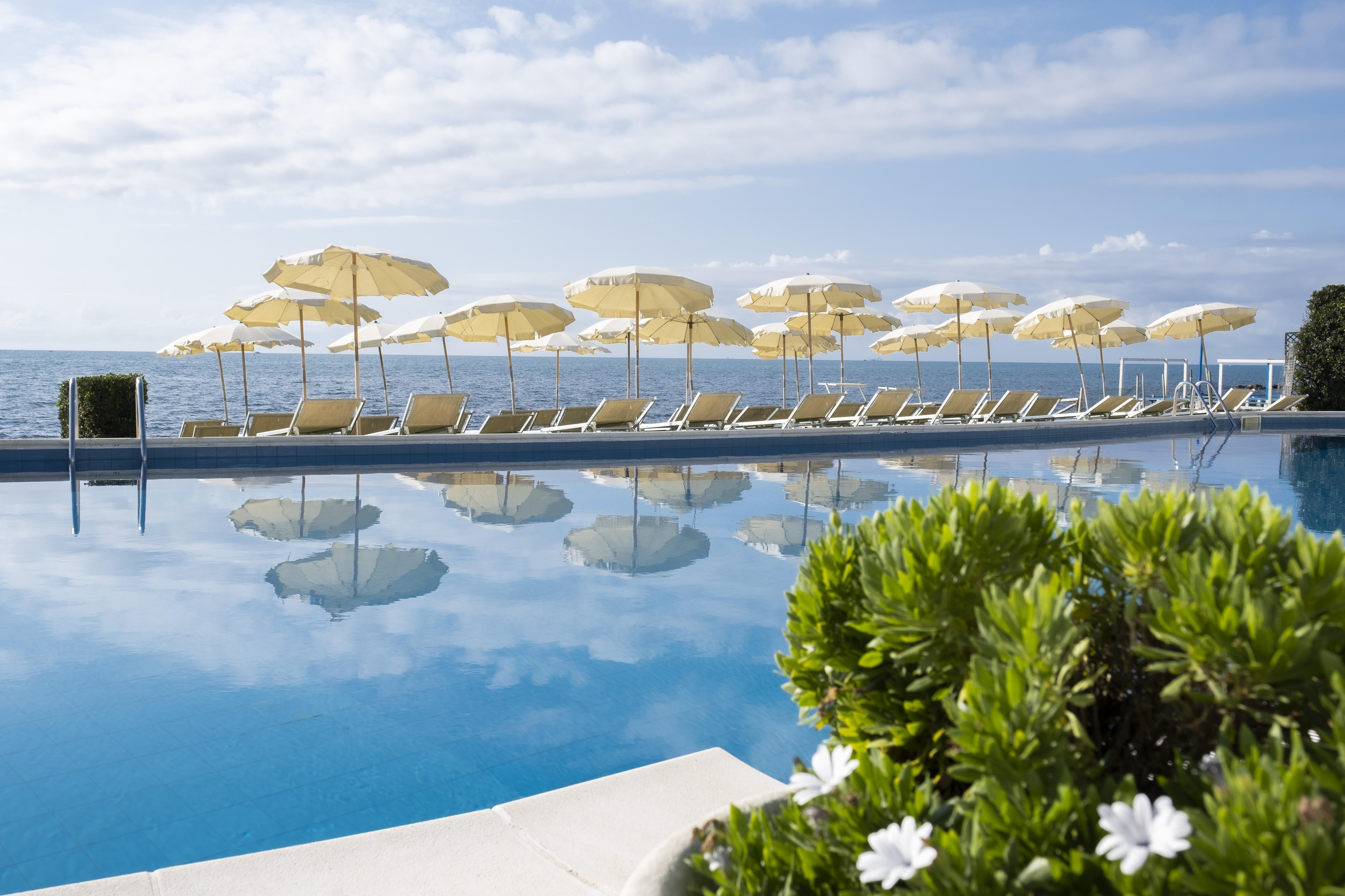 Hotel Cavalluccio Marino サンタ・マリネッラ エクステリア 写真