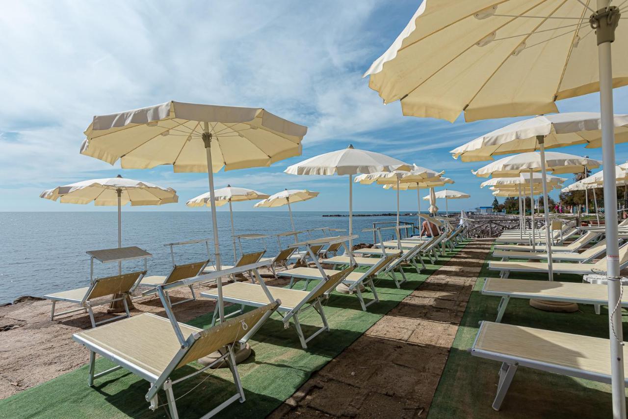 Hotel Cavalluccio Marino サンタ・マリネッラ エクステリア 写真