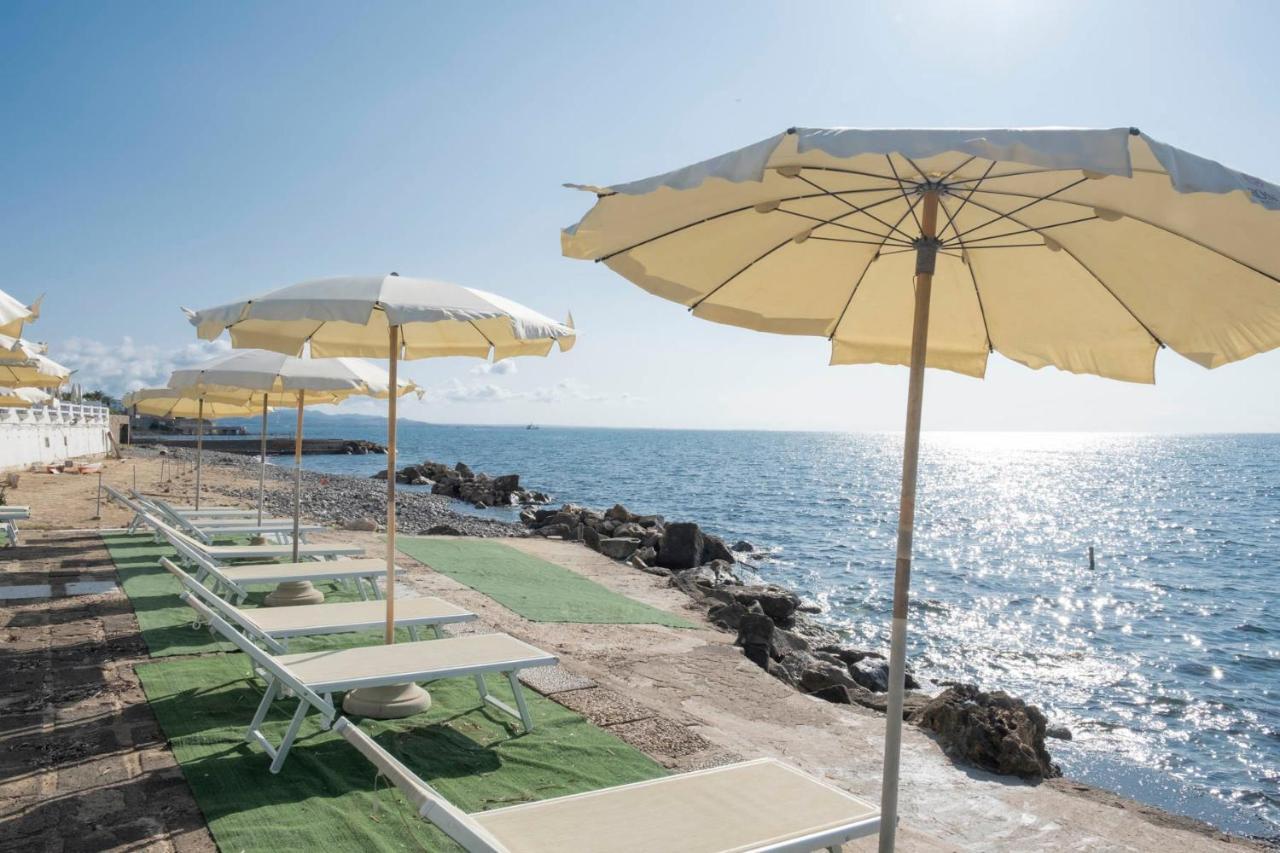 Hotel Cavalluccio Marino サンタ・マリネッラ エクステリア 写真